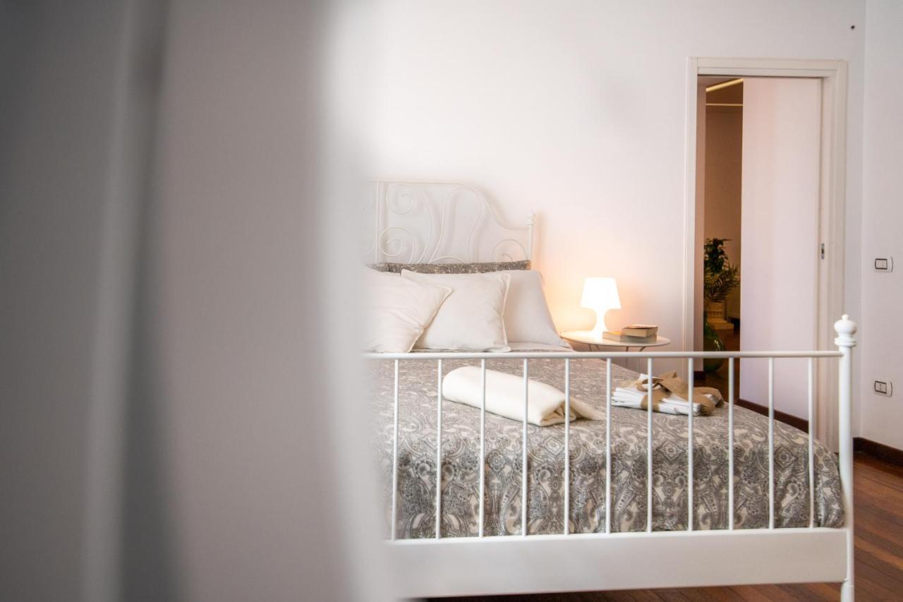 Familiaris Pompei Holiday Home ภายนอก รูปภาพ