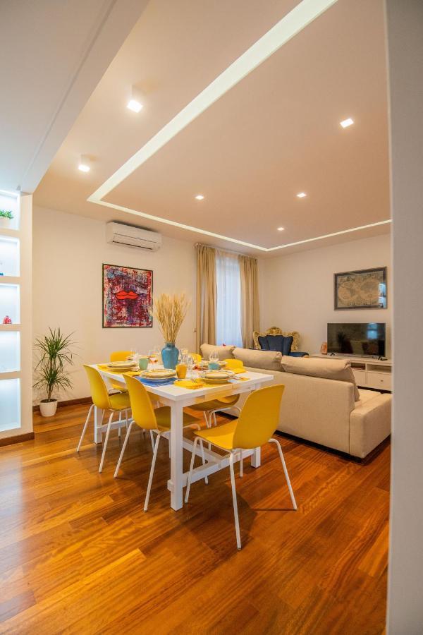 Familiaris Pompei Holiday Home ภายนอก รูปภาพ